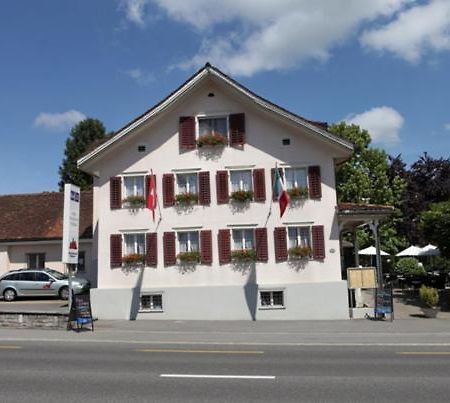 Hotel Ristorante Schloessli Meggen Bagian luar foto